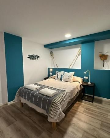 Apartamentos 1240 Benlloch Valenza Esterno foto